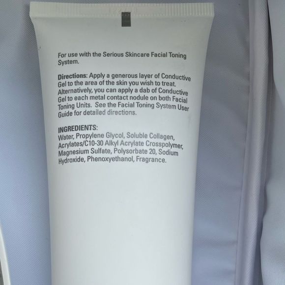 Serious Skincare Facial Toner System with Guide - Picture 3 of 8